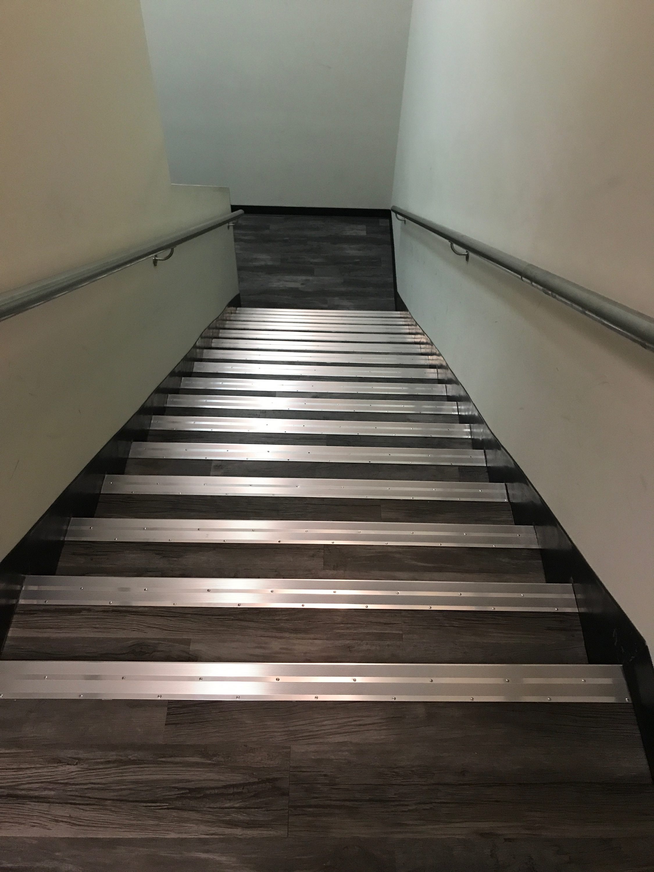 Laminate Staircase with Metal Stairnose in Commercial Building 3 ...